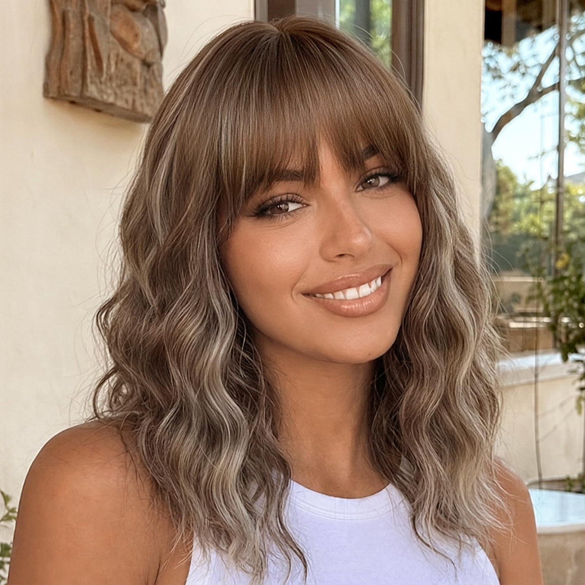 Nnzes Short Wavy Bob Wig with Bangs for Women Shoulder Length Curly Dark Brown with Purple Synthetic Heat-Resistant Fiber Hair for Daily & Party Use