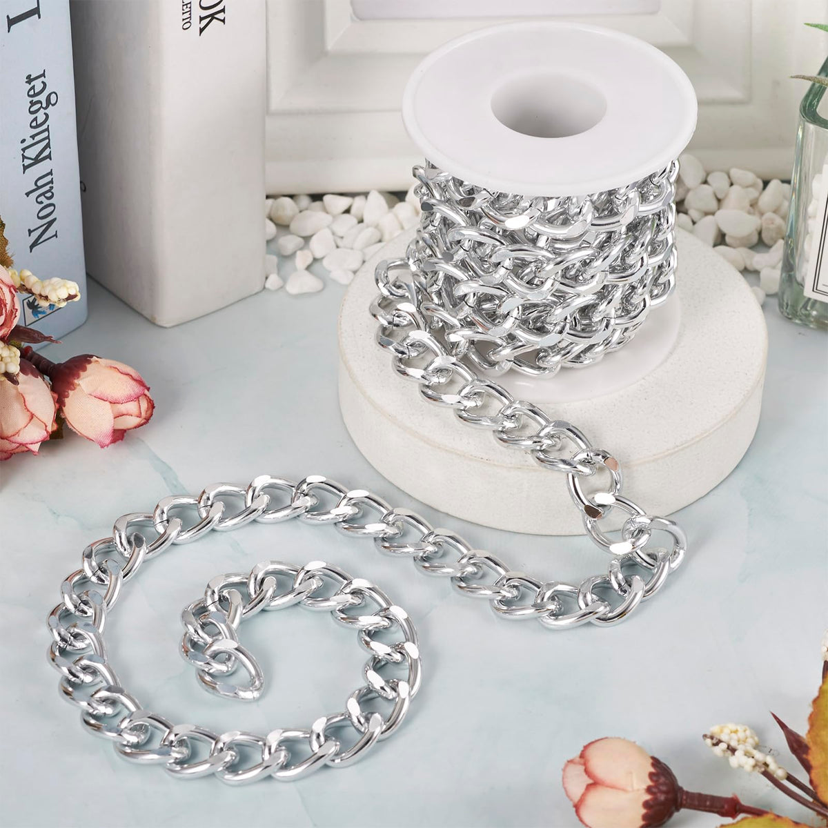 Beadthoven 16.4ft Aluminum Curb Chains, Silver Color Chains for Jewelry Making 5mm Wide Metal Craft Chain Link Spool Twisted Links Oval Curb Chains Unwelded for Clothes Necklace Bracelet DIY Findings