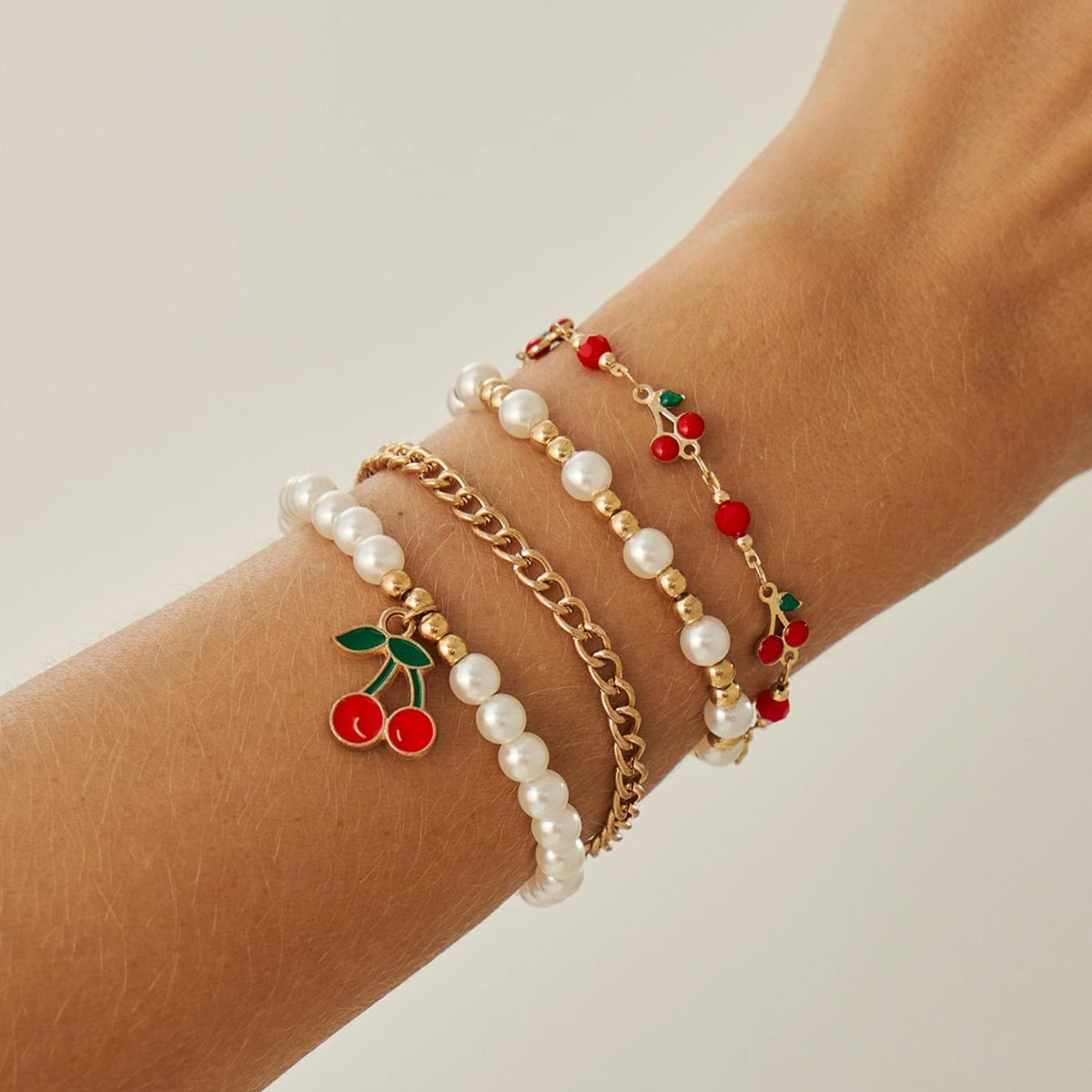 Long tiantian Cherry Bracelet for Women Cherry Dress Outfits Accessories Charm Bracelets Stack Cherry Gifts Cute Stuff Red Spring Accessories