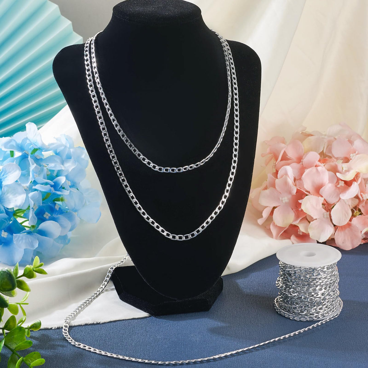 Beadthoven 16.4ft Aluminum Curb Chains, Silver Color Chains for Jewelry Making 5mm Wide Metal Craft Chain Link Spool Twisted Links Oval Curb Chains Unwelded for Clothes Necklace Bracelet DIY Findings
