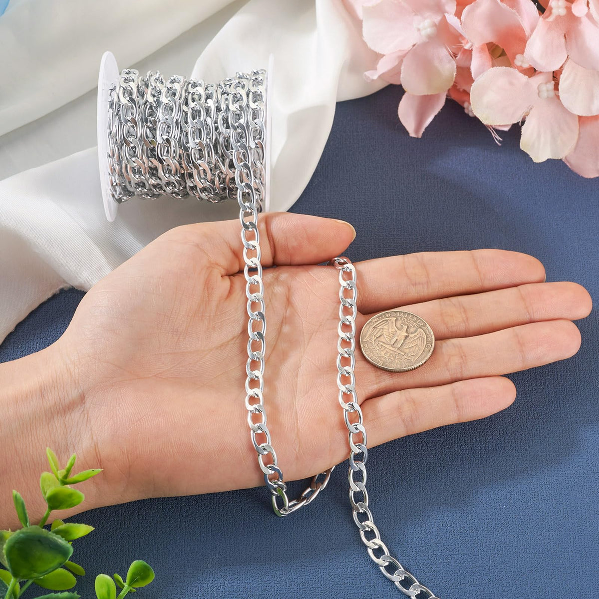 Beadthoven 16.4ft Aluminum Curb Chains, Silver Color Chains for Jewelry Making 5mm Wide Metal Craft Chain Link Spool Twisted Links Oval Curb Chains Unwelded for Clothes Necklace Bracelet DIY Findings