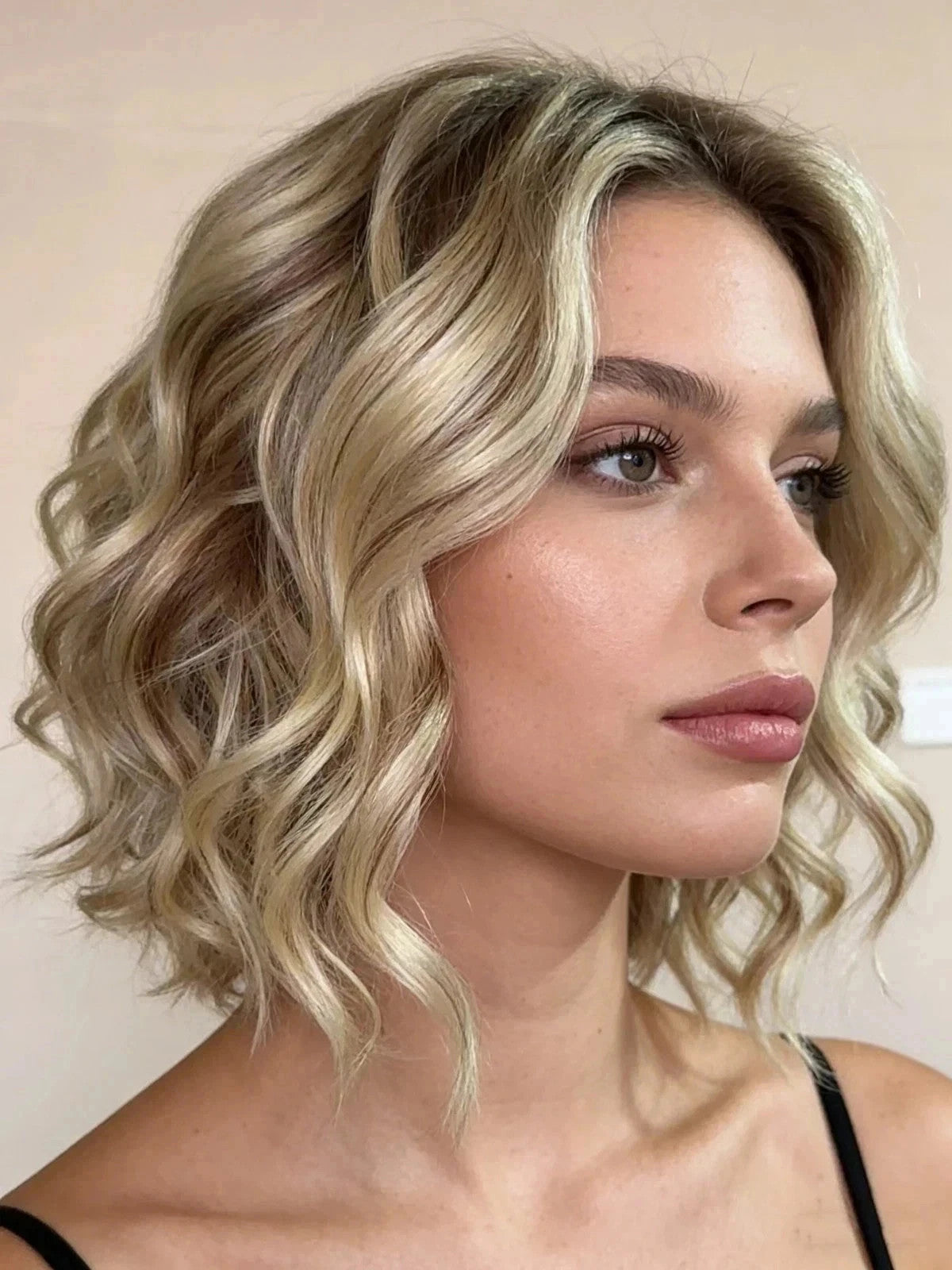 Human Hair New Fashion Sexy Women's Short Brown Mix Blond Wavy Wigs 12 In