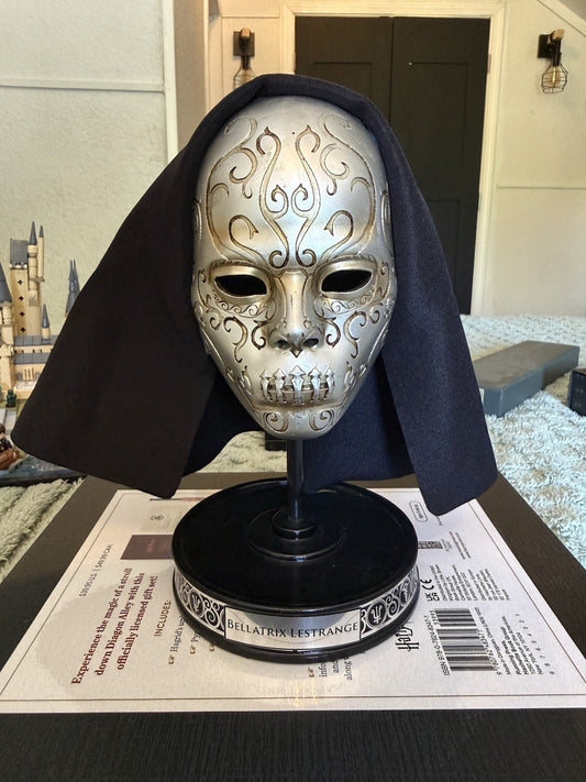 SPIRIT HALLOWEEN: HARRY POTTER BELLATRIX LESTRANGE MASK DECOR COLLECTIBLE